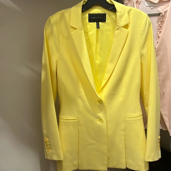 BCBGMaxAzria Jackets & Blazers - Lemon 🍋 blazer BCBGmaxazria